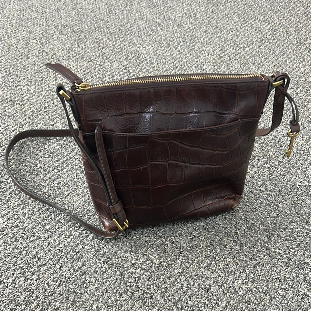 Fossil Elegant Brown Leather Crossbody Bag